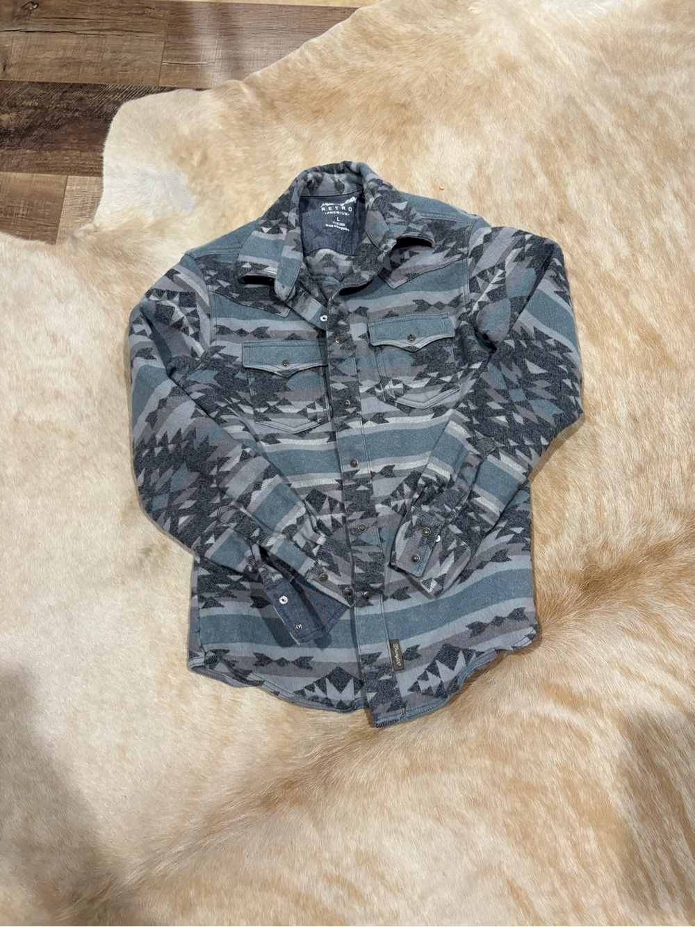 Wrangler Men's Grey Geometric Western Shirt Jacket